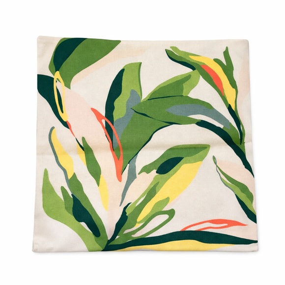 Set of 4 Decorative Floral Pillow Covers 18x18 New - Picture 4 of 9